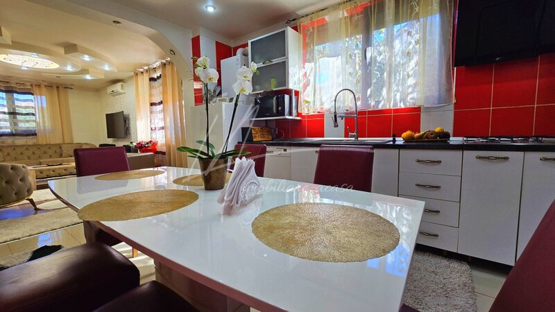 Afumati, Lacul Pasarea, vanzare casa 8 camere, 433 mp lot!